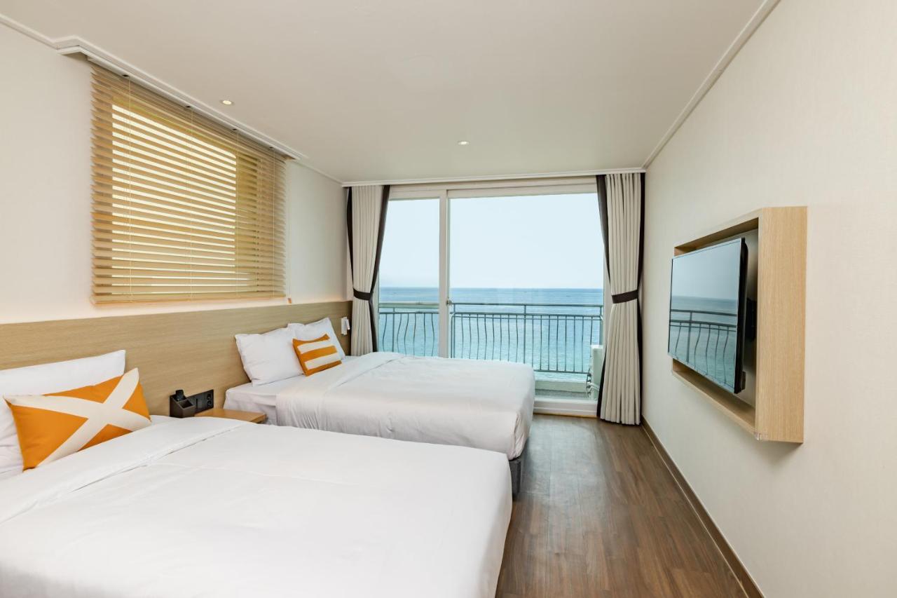 Kensington Resort Seorak Beach Сокчо Екстериор снимка